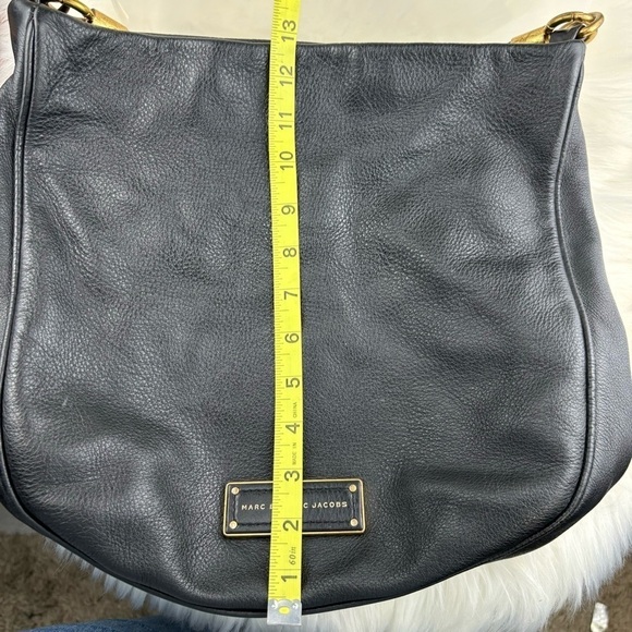 MARC BY MARC JACOBS SHOULDER /CROSSBODY TOTE BAG - Picture 10 of 11